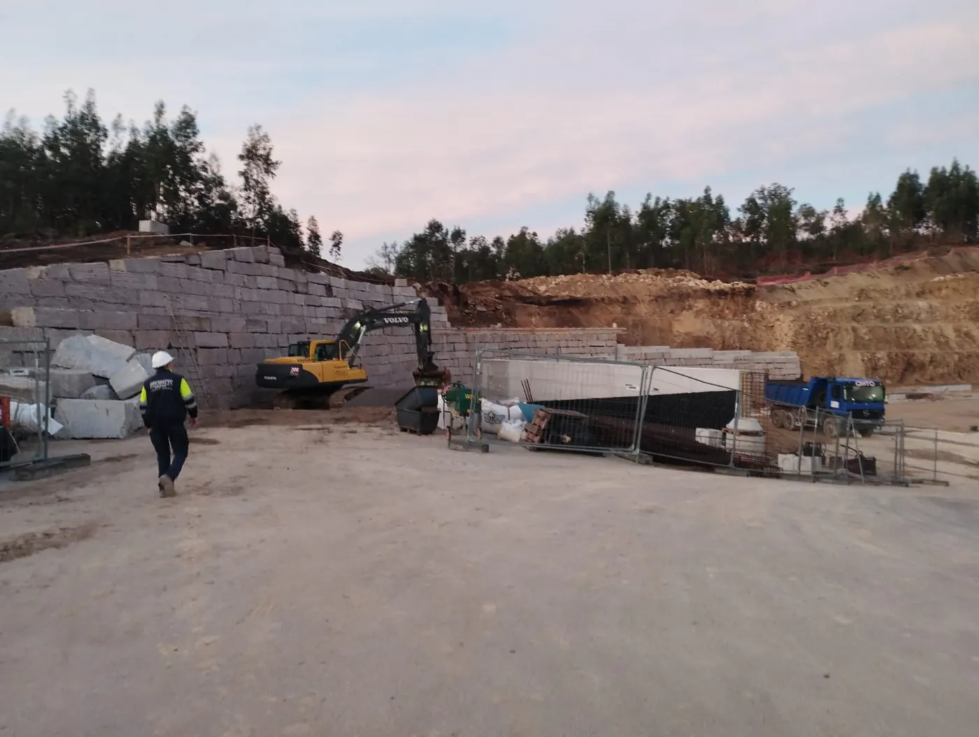 Acopio y clasificación de piedra