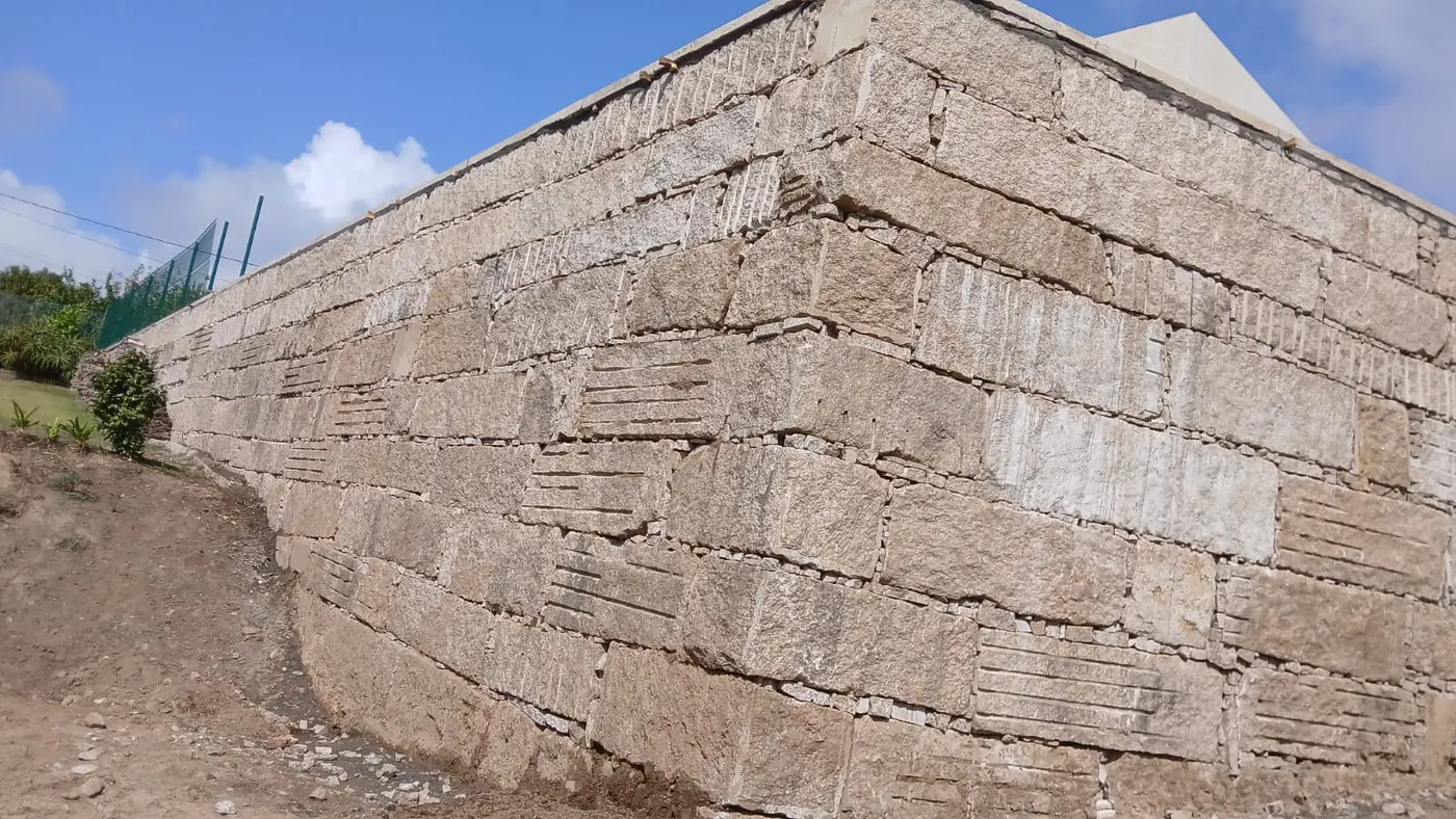 Aparejo de muro de cachote